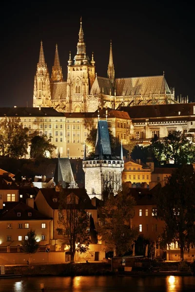 Prager Burg Mit Veitsdom Tschechien Bei Nacht — Stockfoto