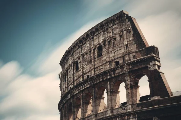 Coliseo Vista Cerca Hito Mundialmente Conocido Símbolo Roma Italia —  Fotos de Stock