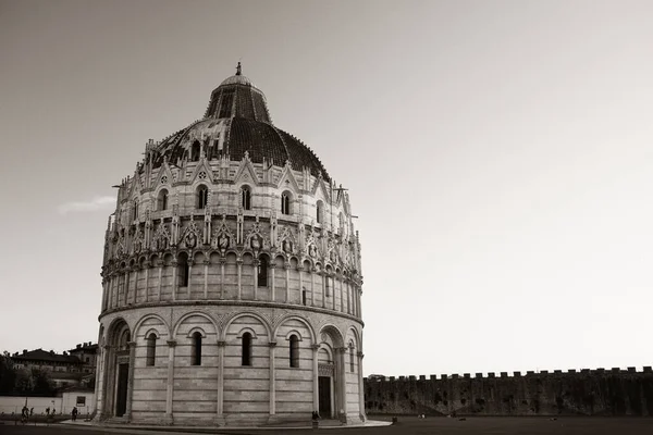 Piza Piazza Dei Miracoli Kopułą Kościoła Włoszech — Zdjęcie stockowe