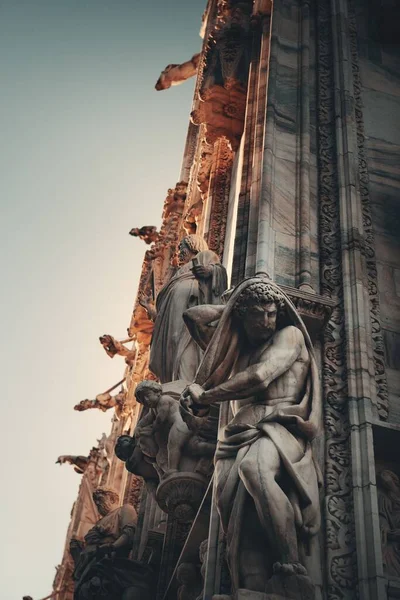 Milan Katedrali Talya Güzel Bir Şablon Heykelle Kapatıldı — Stok fotoğraf