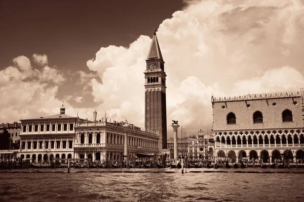 Vue Sur Clocher Les Bâtiments Historiques Piazza San Marco Venise — Photo