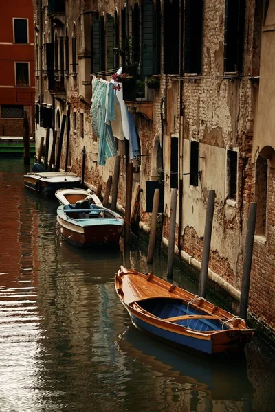 Bootsparkplatz Kanal Der Venediger Gasse Italien — Stockfoto