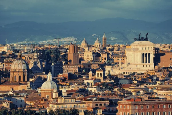 Tetőtéri Kilátás Róma Történelmi Építészet Város Városképe Olaszország — Stock Fotó