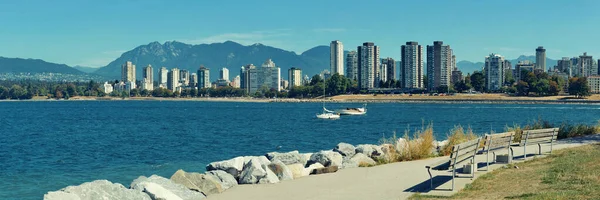 Skyline Della Città Vancouver Sul Lungomare Con Panchina Parco — Foto Stock