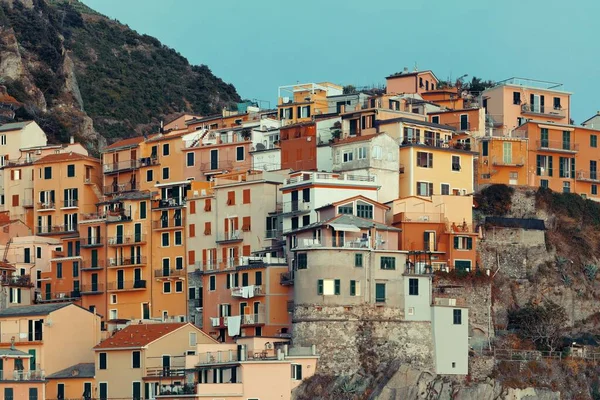 Итальянский Стиль Жилых Зданий Скалой Манарола Cinque Terre Италия — стоковое фото