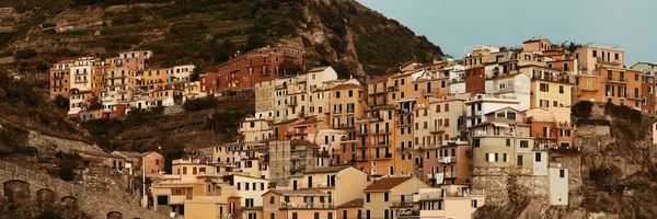 Talya Nın Cinque Terre Kentindeki Manarola Daki Uçurum Panoramasının Üzerinde — Stok fotoğraf