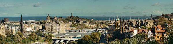 Blick Auf Das Dach Der Stadt Edinburgh Mit Historischen Architekturen — Stockfoto