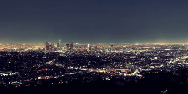 Los Angeles Nachts Met Stedelijke Gebouwen — Stockfoto