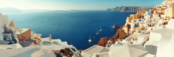 Santorini Skyline Будівлями Греції — стокове фото