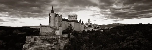 Spanya Nın Ünlü Simgesi Segovia Panoraması Ndan Alcazar — Stok fotoğraf