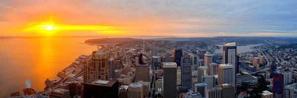 Pohled Panorama Střešní Seattle Městskou Architekturu Při Západu Slunce — Stock fotografie