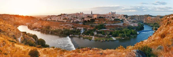 Panorama Panoramy Miasta Toledo Zabytkowymi Budynkami Hiszpanii — Zdjęcie stockowe