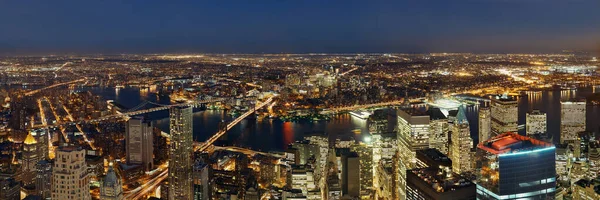 Vista Panorâmica Noturna Telhado Centro Nova York Com Arranha Céus — Fotografia de Stock