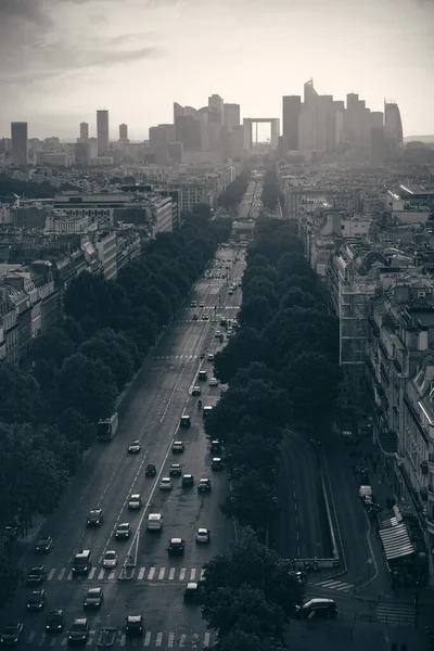 フランスのラ デファンスのビジネス地区と都市のスカイラインのパリを一望 — ストック写真