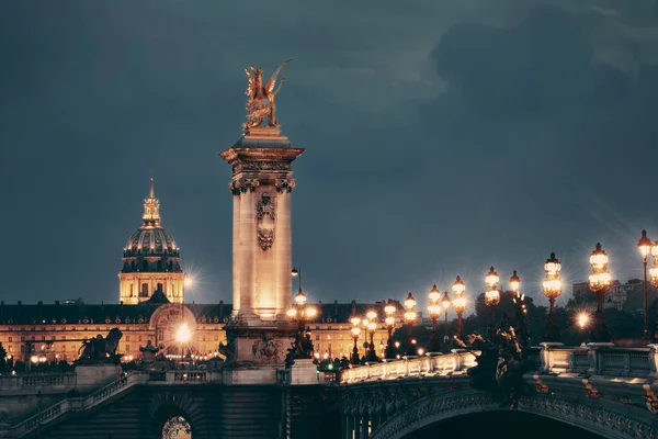 Ponte Alexandre Iii Vista Notturna Con Tomba Napoleone Parigi Francia — Foto Stock