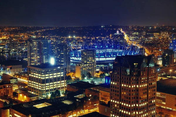 Vancouver Çatısı Manzaralı Şehir Mimarisi Akşam Karanlığında — Stok fotoğraf