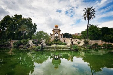 Cascada Monumental, Parc de la Ciutadella, İspanya.