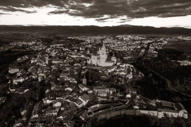 İspanya 'daki Segovia Katedrali hava manzarası.