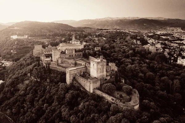 Luftutsikt Över Alhambra Med Historiska Byggnader Granada Spanien — Stockfoto