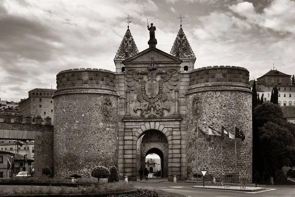 Puerta Bisagra Toledo Ciudad Con Edificios Históricos España —  Fotos de Stock