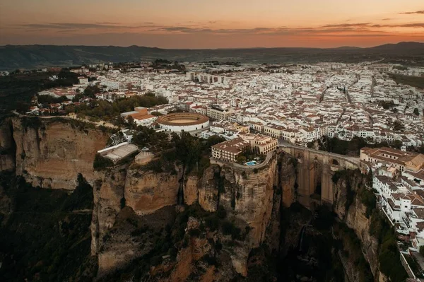 Ronda Vista Aérea Amanecer Con Edificios Antiguos España —  Fotos de Stock