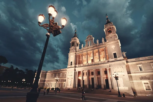 Katedralen Saint Mary Royal Almudena Natten Madrid Spanien — Stockfoto