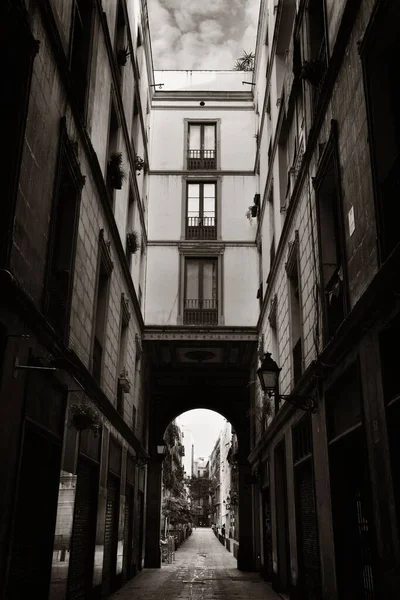 Vue Sur Rue Petite Ruelle Avec Bâtiments Historiques Madrid Espagne — Photo