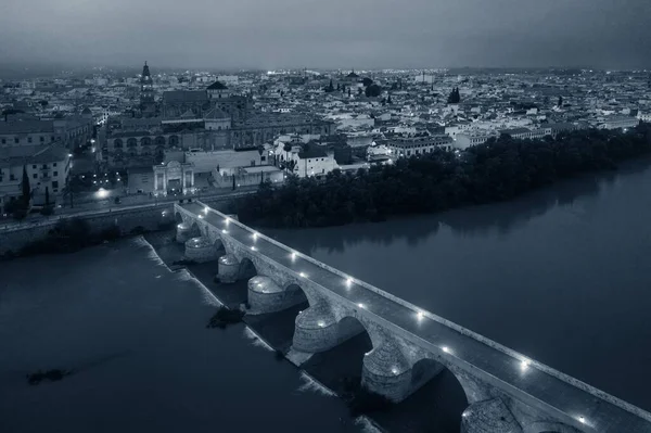 Město Starobylé Architektury Cordoba Pohled Vzduchu Noci Španělsku — Stock fotografie