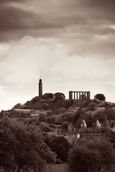 Calton Hill Com Ruína Histórica Edimburgo Reino Unido — Fotografia de Stock