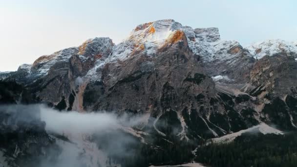 Luftaufnahme Von See Und Bergen Dolomiten Italien — Stockvideo