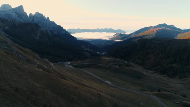 Pintoresco Paisaje Del Valle Alpino Dolomitas Italia — Vídeo de stock