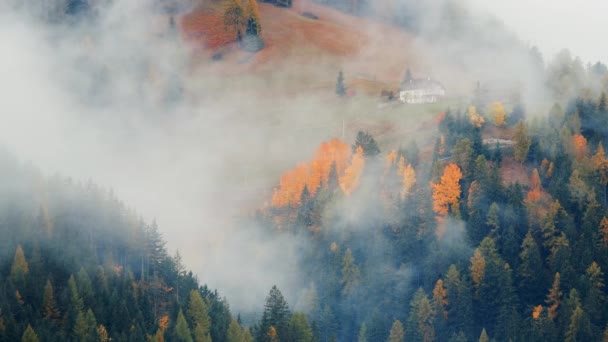 Festői Alpesi Táj Ködös Hegyek Dolomitok Olaszország — Stock videók