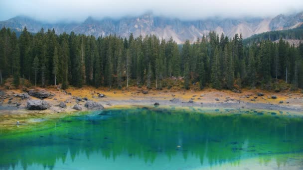 Atardecer Vista Del Lago Las Montañas Dolomitas Italia — Vídeo de stock