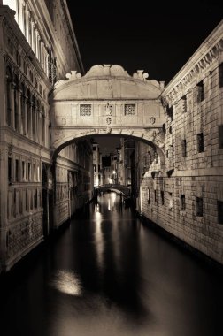 Bridge of sighs geceleri