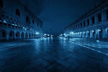 Piazza San Marco gece