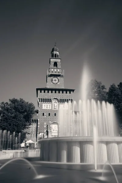 Fuente del castillo de Sforza — Foto de Stock