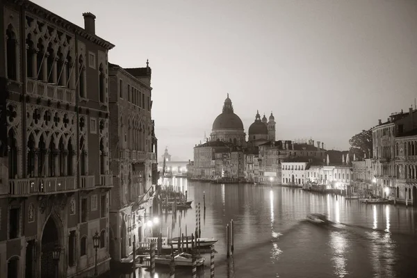 Venedig Grand Canal Sonnenaufgang und Boot — Stockfoto