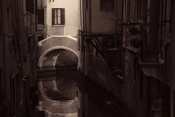 Kanalbrücke von Venedig — Stockfoto