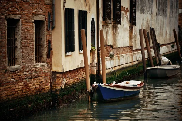 ヴェネツィア船路地 — ストック写真
