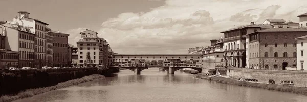 Florencia Ponte Vecchio panorama — Foto de Stock