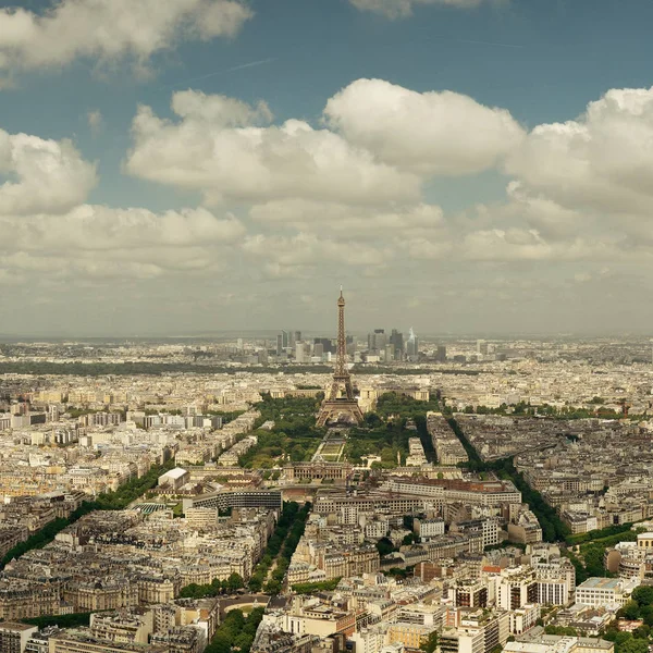 Στον τελευταίο όροφο του Παρισιού — Φωτογραφία Αρχείου
