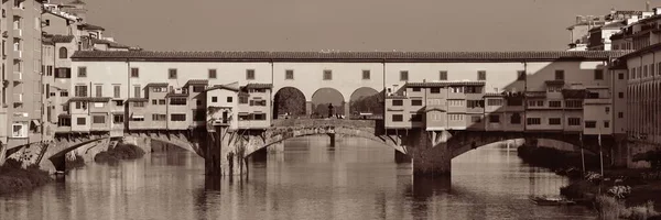 Florence Ponte Vecchio panorama monochrome — Photo