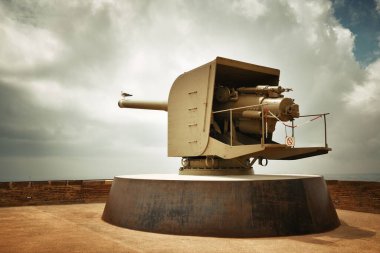 Montjuic Kalesi topu