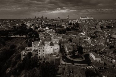 Toledo 'nun gökyüzü manzarası.