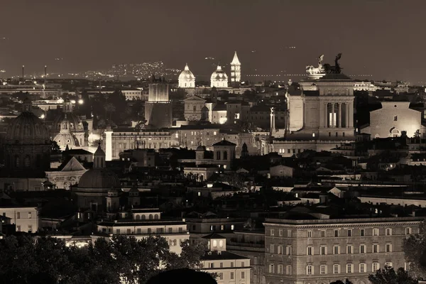 Rom natt se svart och vitt — Stockfoto