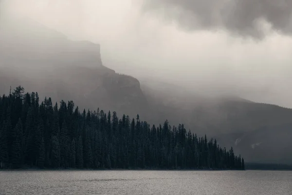 Lago Esmeralda — Fotografia de Stock