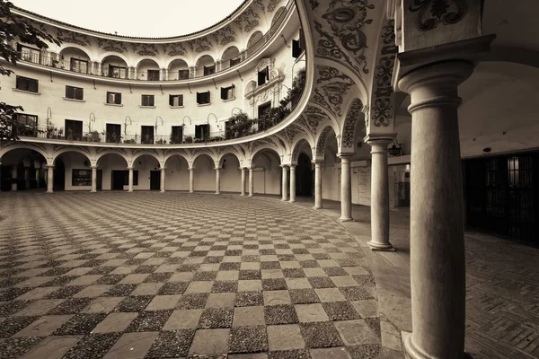 Sevilha Plaza del Cabildo — Fotografia de Stock