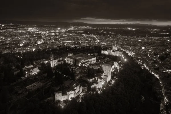 Grenade Alhambra vue aérienne la nuit — Photo