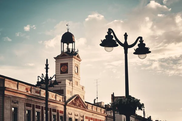Madrid klokkentoren van het Koninklijk Huis van het post kantoor — Stockfoto