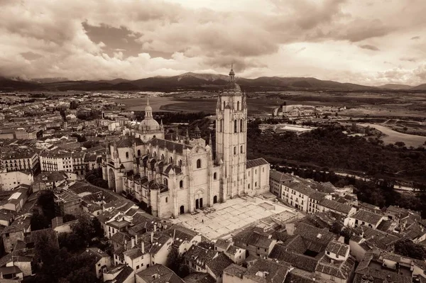 Segovia Katedrali hava görüntüsü 